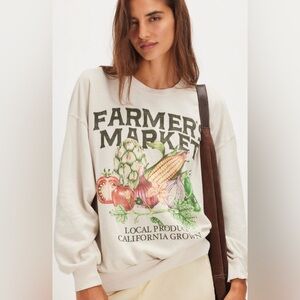 Free people /Daydreamer Local Produce Oversized Crew